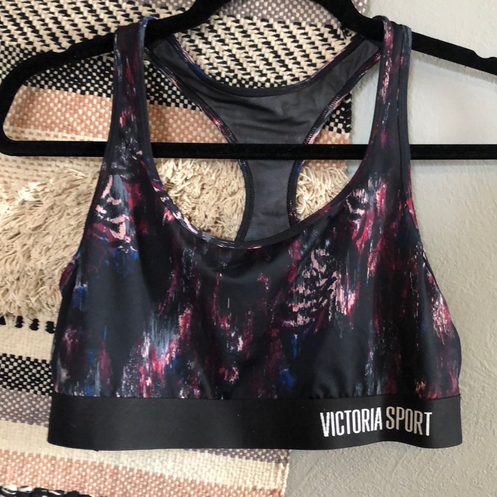 NEVER WORN Victoria’s Secret Sport sports bra XL